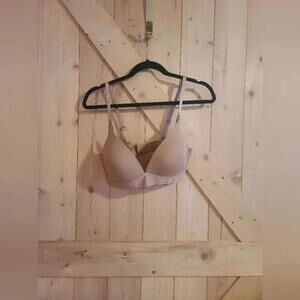 Prima Valentina Maternity Nursing Bra 36C Wireless Nude Lightly Padded NWOT